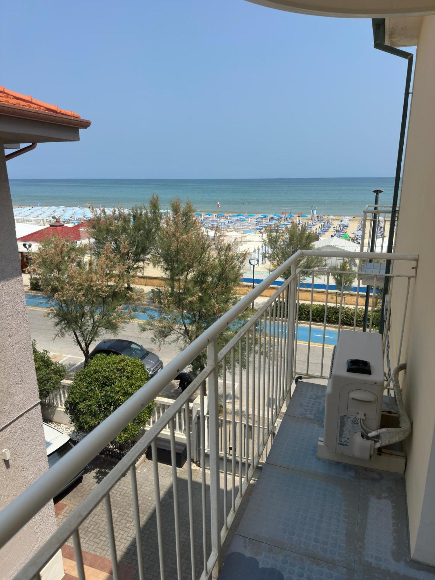 Hotel B&B Sole Senigallia Exterior photo